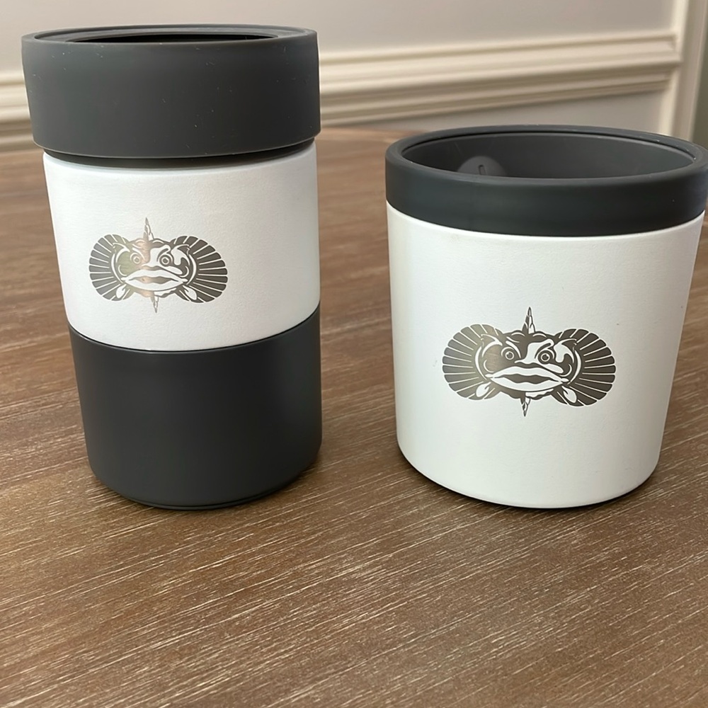 Two Piece Toadfish Bundle. One cup holder, one can holder.